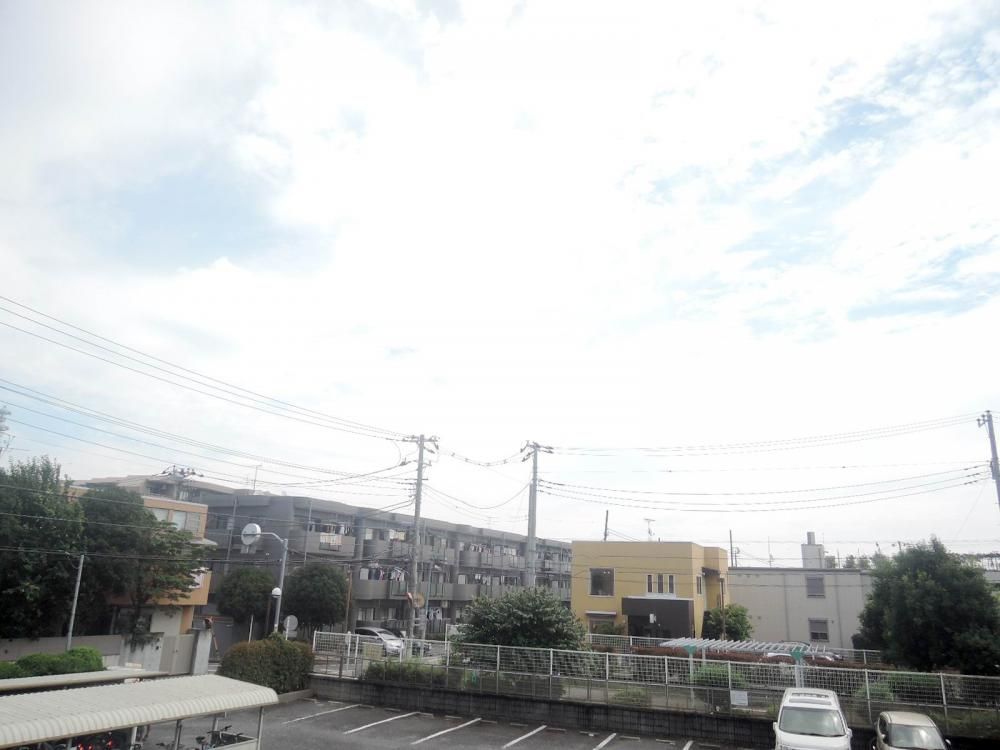 �y���]�z�@