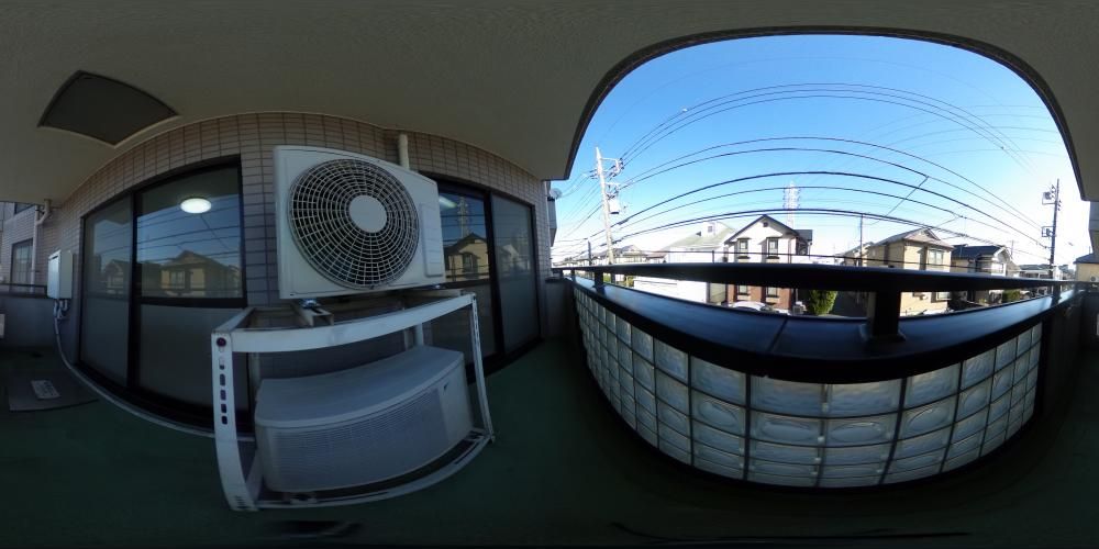 �o���R�j�[