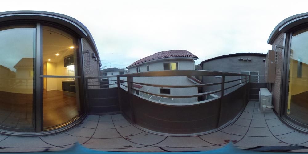 �o���R�j�[