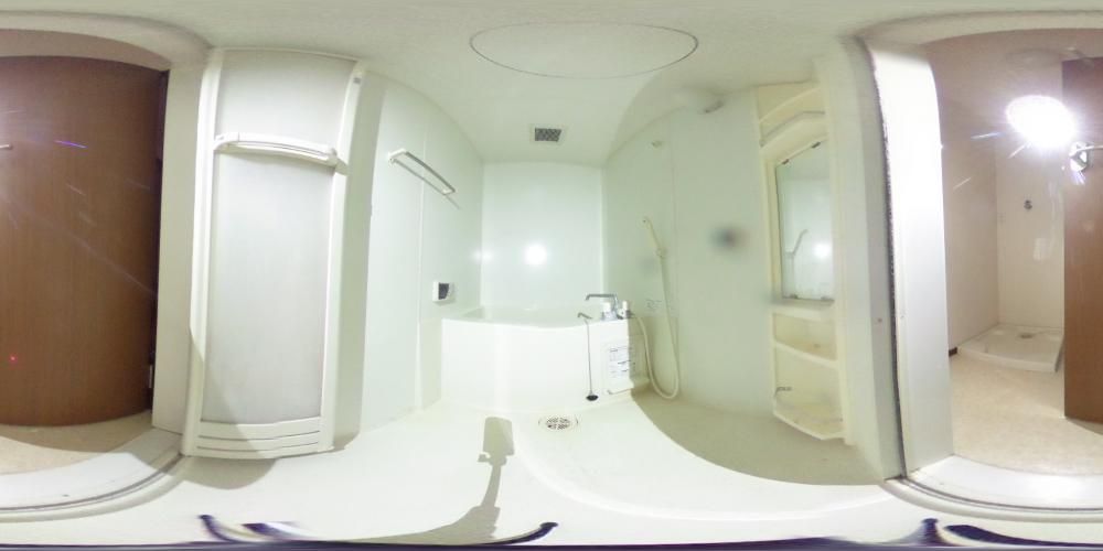 �o�X���[��