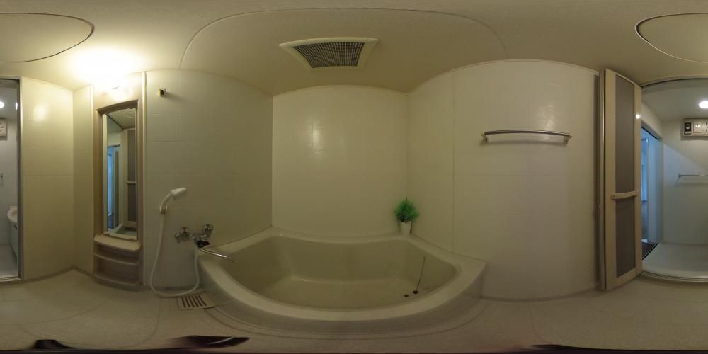 �o�X���[��