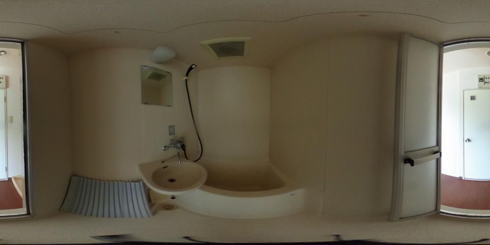 �o�X���[��